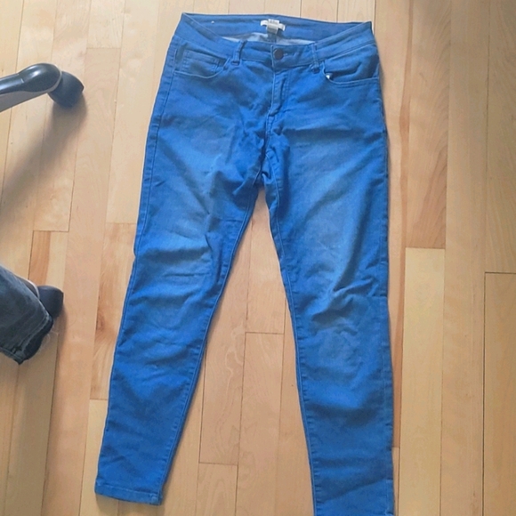 Low rise Skinny Jean - Picture 1 of 2